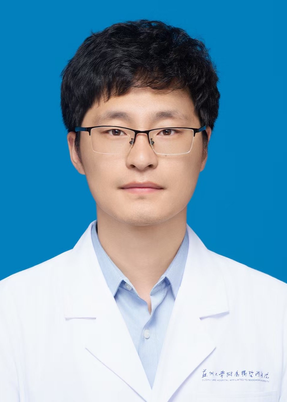 刘振