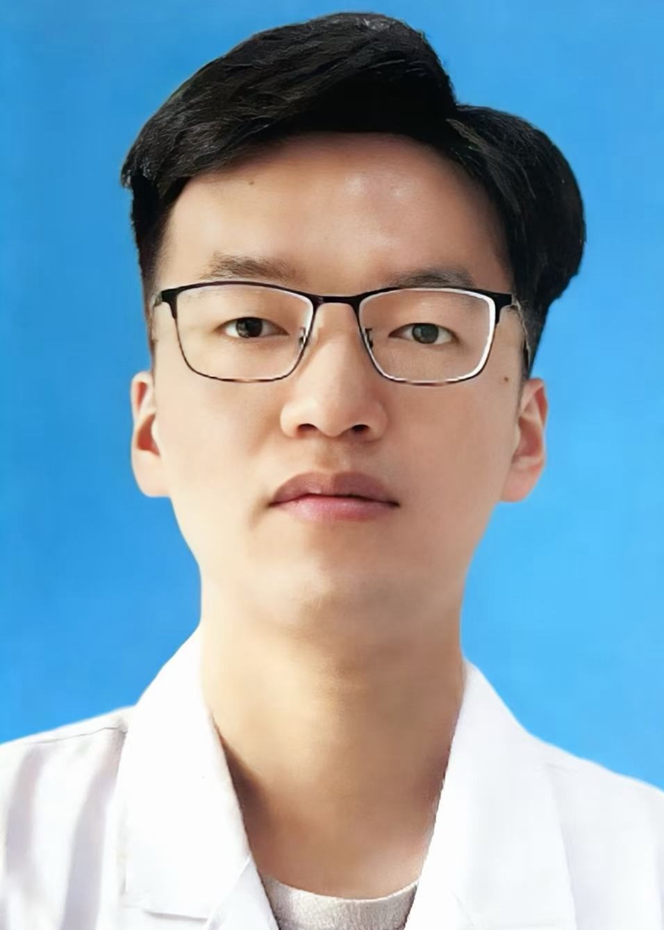 魏毅君